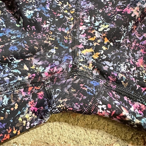 Lululemon Base Pace High-Rise Running Tight 25" Floral Spray Multi size 4 pants - Picture 6 of 15